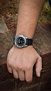 Thumbnail for Oceaneva Men's Deep Marine Explorer II 1250m Damascus Steel Watch Rubber Strap