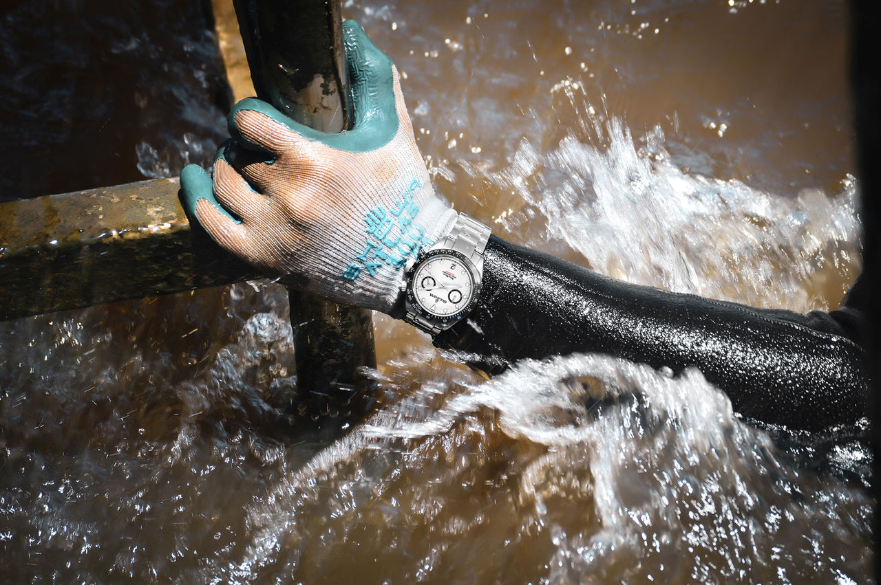 Oceaneva™ Men's WaveRacer™ 500M Pro Diver White Dial Panda Chronograph Watch  Diving on wrist