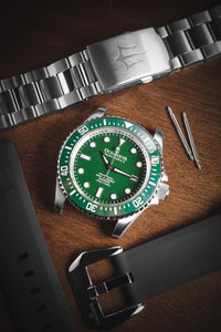 Thumbnail for Oceaneva Men's Deep Marine Explorer II 1250M Pro Diver Watch Green and Green - GRII200GRST 1000M, 1250M diver, 316L Stainless Steel Watch, Automatic Watch, BGW9 Swiss-Superluminova, Ceramic Bezel, Dive Watch, Sw200-1 Swiss Automatic Movement